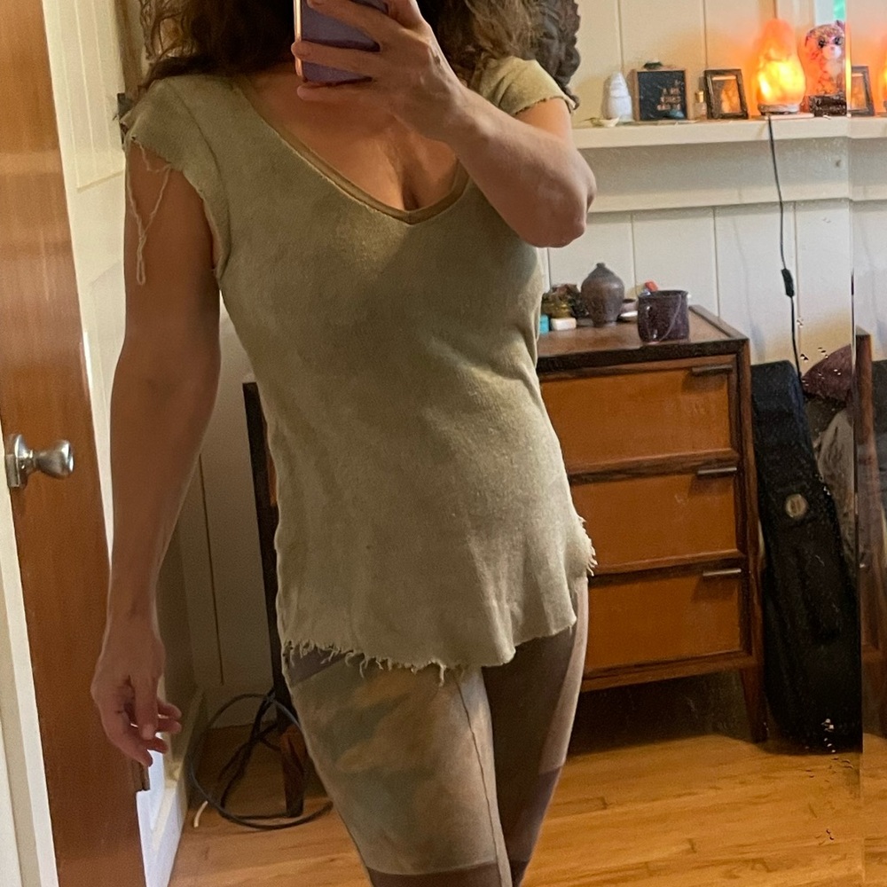 Crossfox V Neck Cap Sleeve Tunic